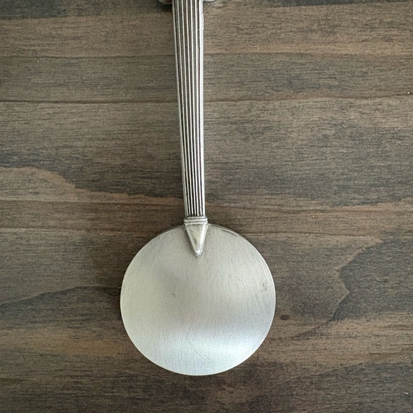 Vintage Excalibur Hotel Casino Las Vegas Souvenir Collector’s Spoon Pewter 1990s - Picture 8 of 8